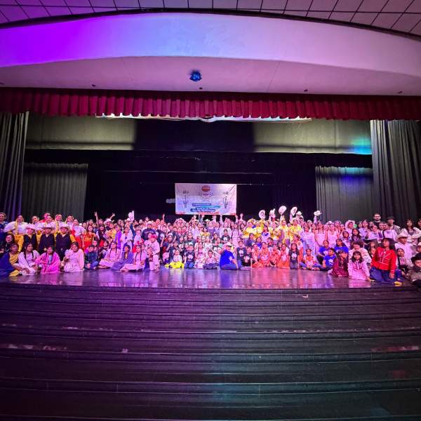 Semilleros Creativos muestra su talento en Guaymas